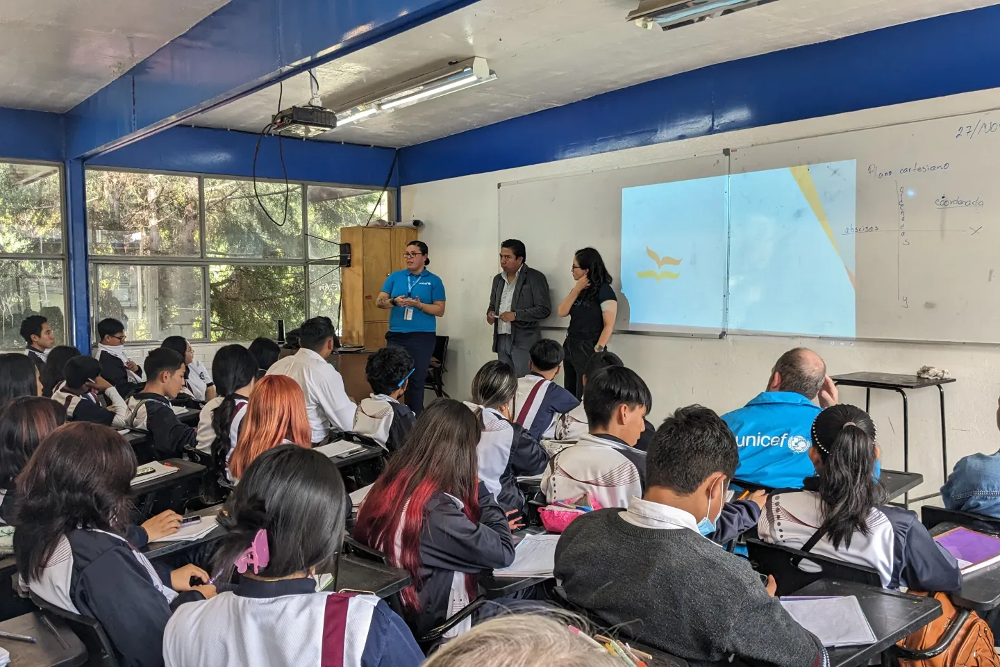 Students in a Mexico school classroom using the offline Learning Passport